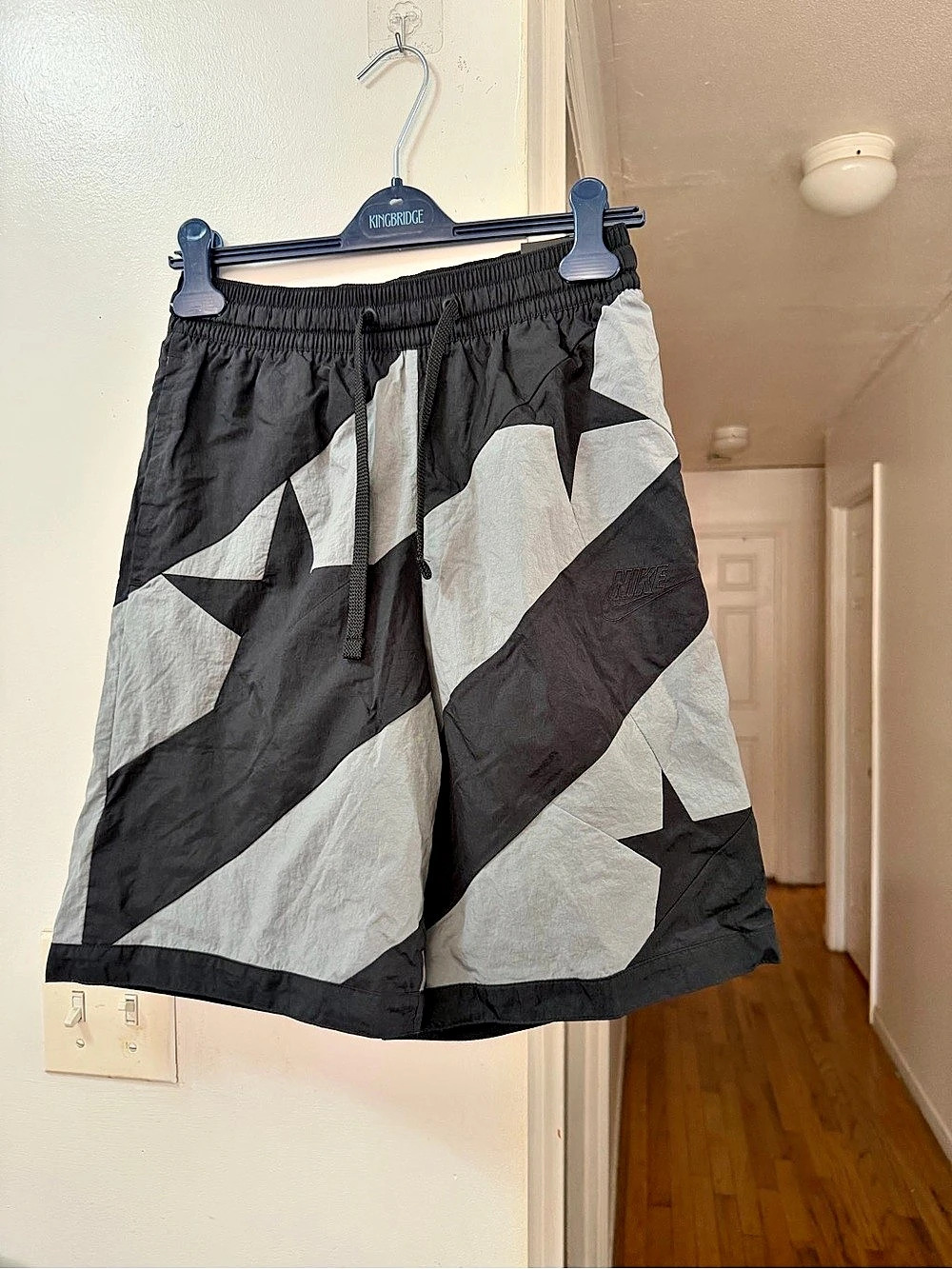 Nike Men'Small Geometric Athletic Shorts Size Small NWT